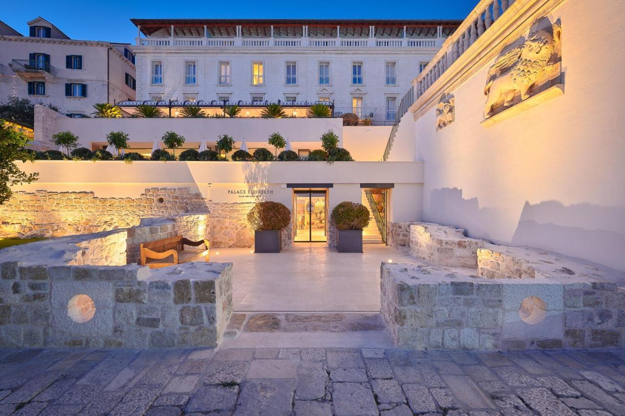 Palace Elisabeth, Hvar Heritage Hotel - The Leading Hotels Of The World Hvar Town Exterior photo